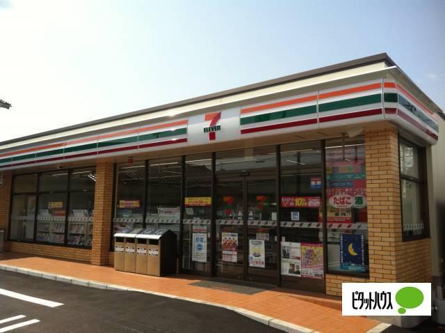 セブンイレブン名古屋薬師通2丁目店：366m