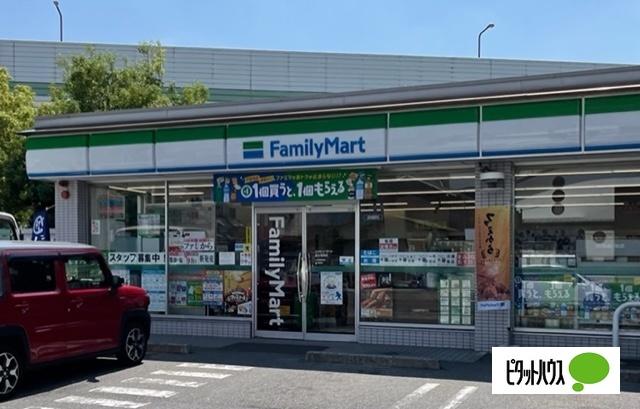 ファミリーマート豊生橋南店：505m