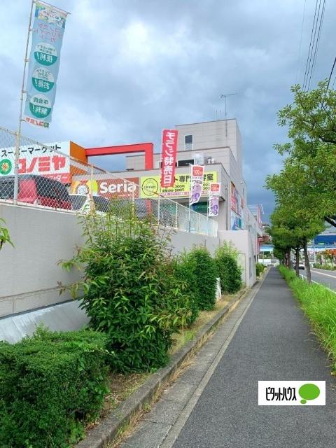 ハローヅ滝ノ水ショッピングセンター：1002m
