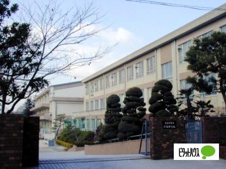 名古屋市立新郊中学校