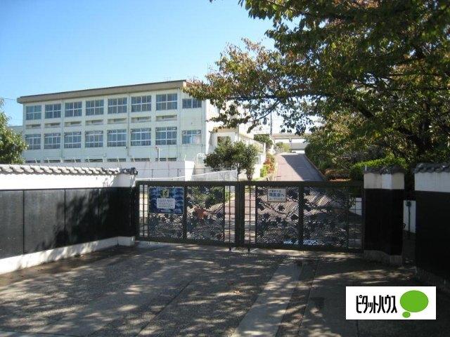 名古屋市立有松中学校：2213m
