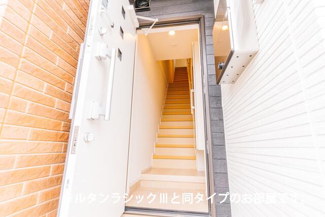 シャンテ瑞穂Ⅰ（305） 玄関