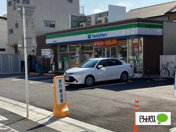 ファミリーマート瑞穂亀城町店：162m