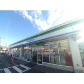 ファミリーマート名南星崎店