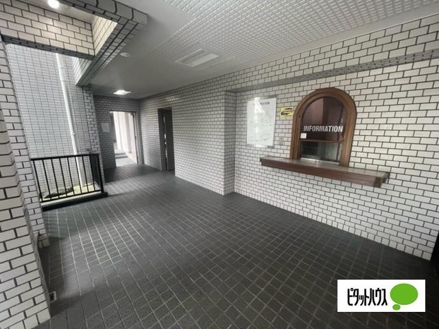 名古屋市緑区鳴海町マンション ロビー