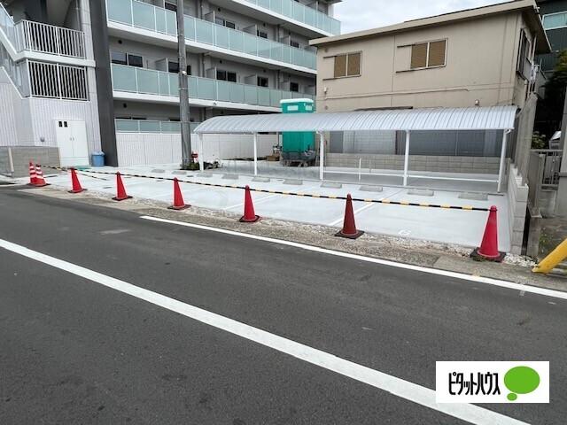 ドゥナーレ内浜町（205） 駐車場