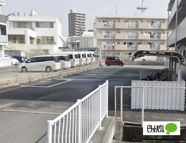アビタシオン新瑞（304） 駐車場