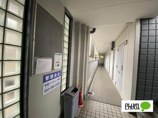 名古屋市昭和区菊園町マンション ロビー