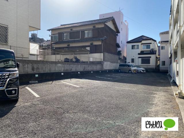 名古屋市天白区野並マンション 駐車場