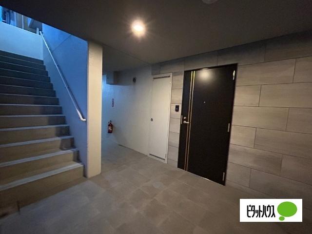 名古屋市瑞穂区中根町マンション ロビー