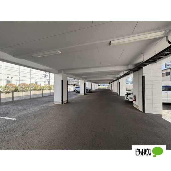 名古屋市瑞穂区塩入町マンション 駐車場