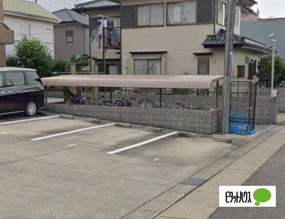 ハイツ清光 駐車場