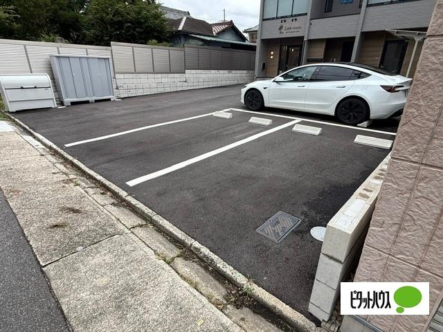 OHANA ALO御器所（102） 駐車場