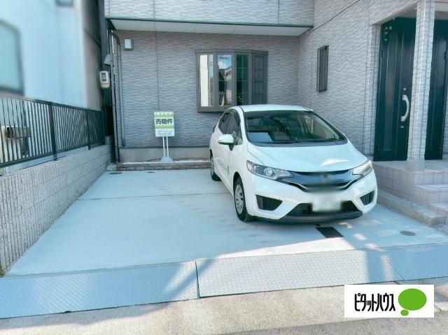 前田町1丁目戸建 駐車場
