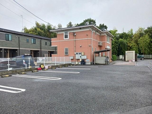 ウイステェリアⅡ（101） 駐車場