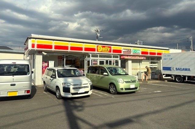 デイリーヤマザキ：140m