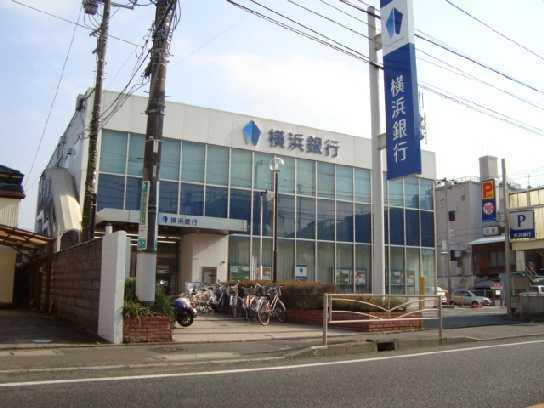 銀行：1800m