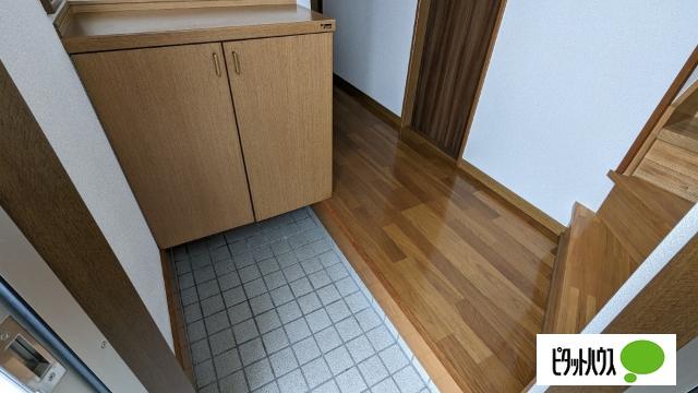 グリーンヒル参番館 玄関