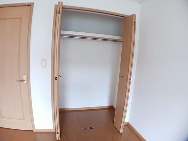 ヴェルデンスＡ（103） 収納