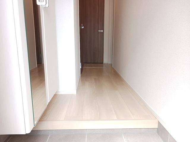 コンフィ（104） 室内