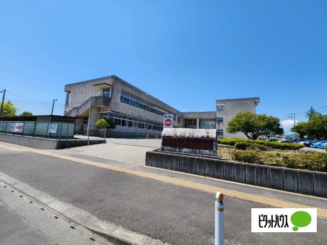一関市立赤荻小学校：374m
