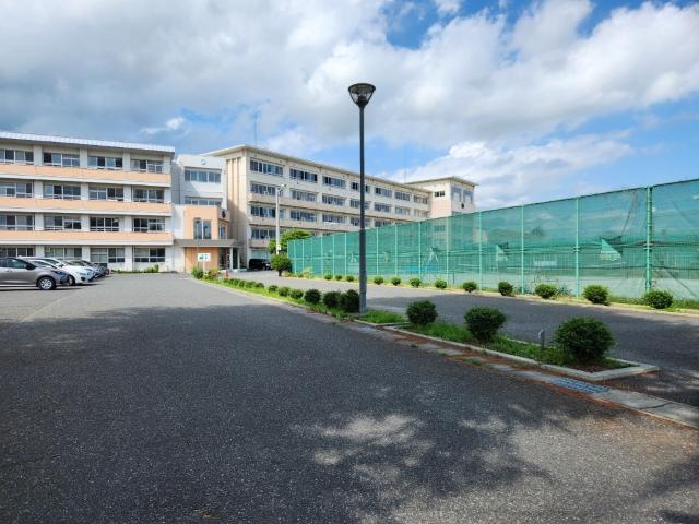 岩手県立一関第一高校：1843m