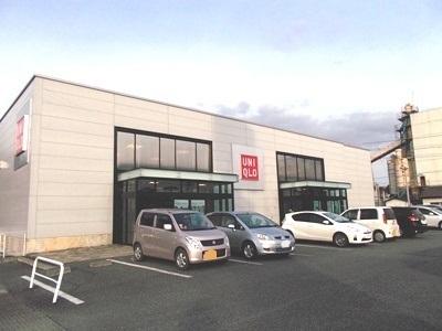 ユニクロ一関店：3300m