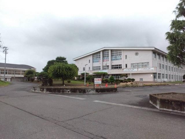 登米市立佐沼中学校：2289m