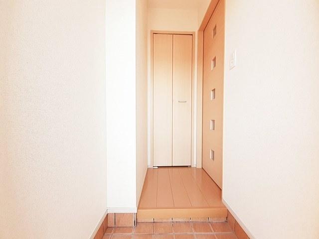 アンバートゥルーキャッスルⅠ（103） 玄関
