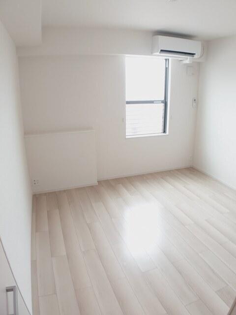 フォレスト・ヴィラⅠ（102） 室内