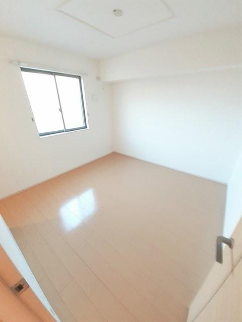 グレイスコート本草園　Ⅱ（102） 室内
