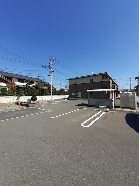 グレイスコート本草園　Ⅱ（102） 駐車場