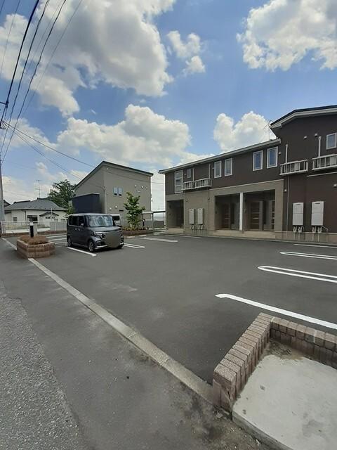 リガーレ（104） 駐車場