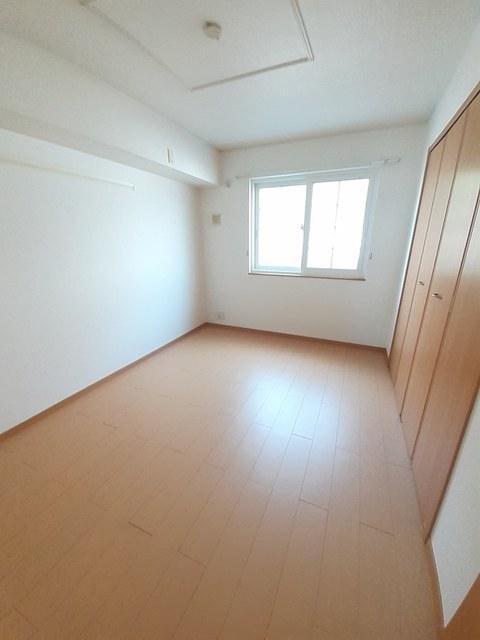 メゾン田園サ−ティＳＳ（103） 室内