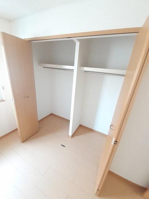 メゾン田園サ−ティＳＳ（103） 収納