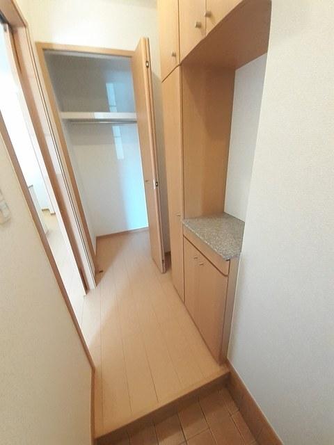 メゾン田園サ−ティＳＳ（103） 玄関