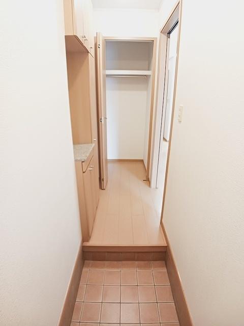 メゾン田園サ−ティＳＳ（102） 玄関