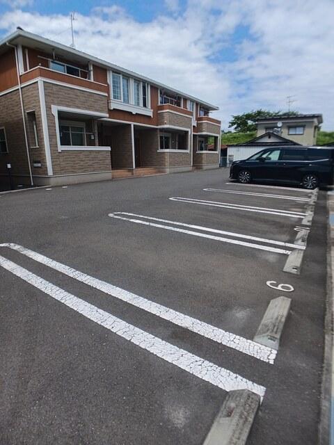 エクセレントⅡ（102） 駐車場