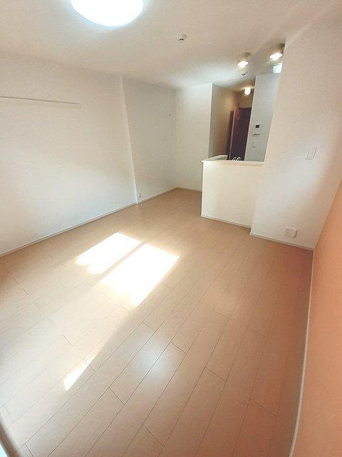 Ｐｉｎｅ　Ｂｒｅｅｚｅ壱番館（101） 室内