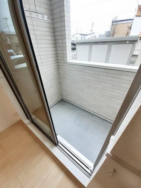 ファミーユ　川南（103） バルコニー