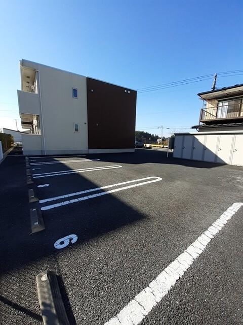 ユングフラウⅠ号館（203） 駐車場