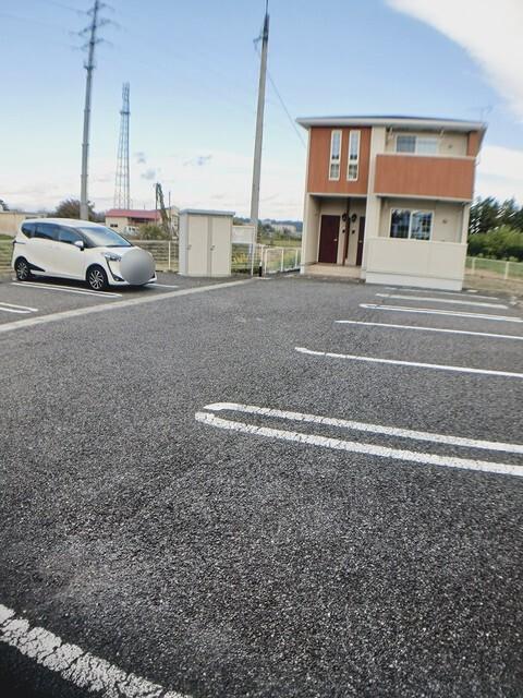 カーサ　ドマーニ　Ｃ（101） 駐車場
