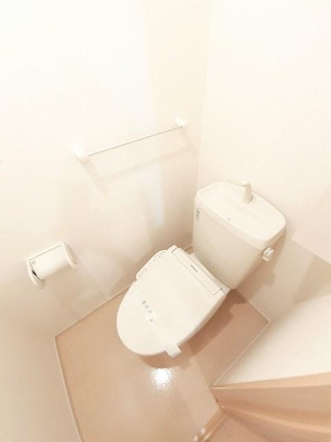 メゾン田園リバーサイドＡ館（201） トイレ