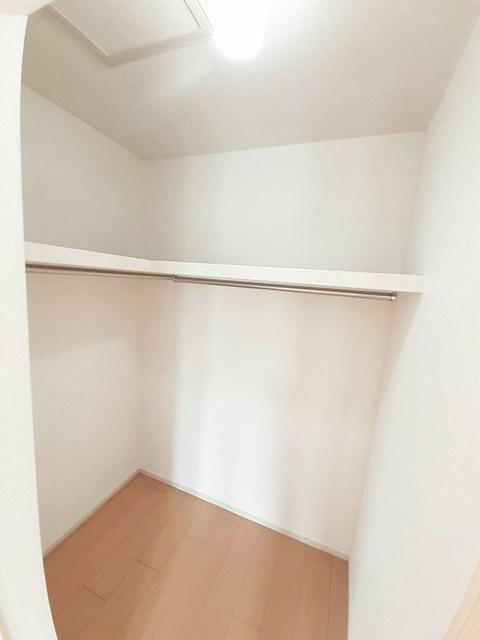 メゾン田園リバーサイドＡ館（201） 収納