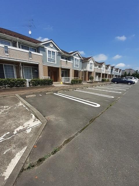 セントラル・ケイＡ棟（202） 駐車場