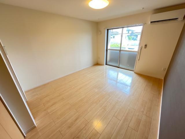 メルヴェーユ新成Ａ 部屋画像