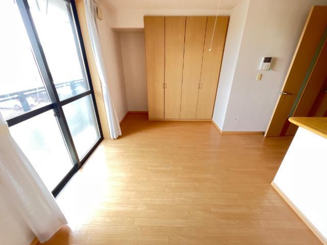 スプリング・ビック・ユー 部屋画像