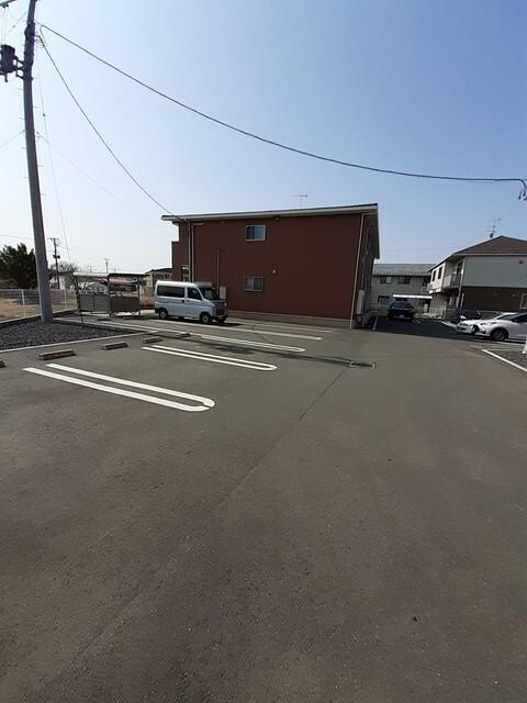 デーア・マーベラス桜Ａ棟（102） 駐車場