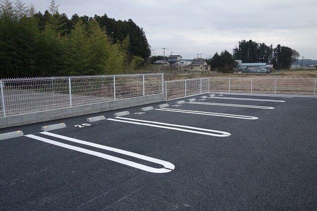 サンパティー　カーサ（101） 駐車場