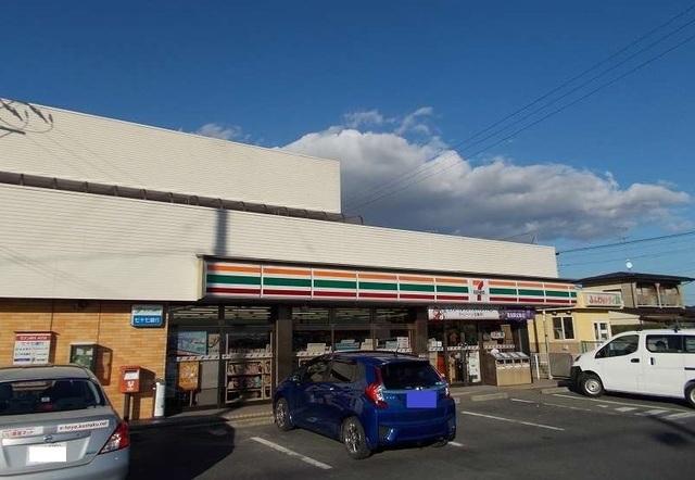 セブンイレブン石越駅前店：350m